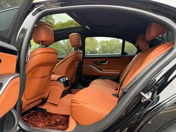 Mercedes-Benz S-Class 2021