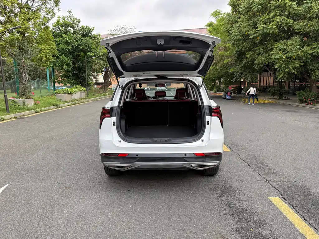 Changan CS75PLUS 2022 — фото 17