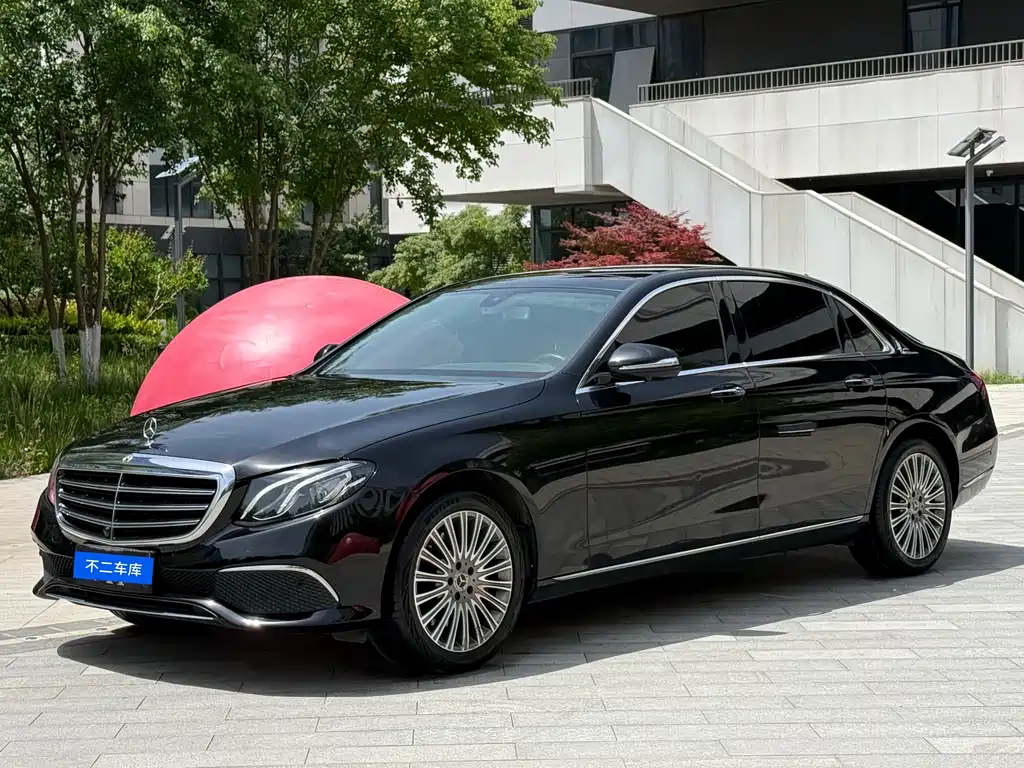 Mercedes-Benz E-Class 2020 — фото 1