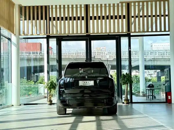 Rolls-Royce Cullinan 2023