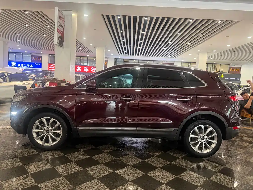 Lincoln MKC 2019 — фото 5