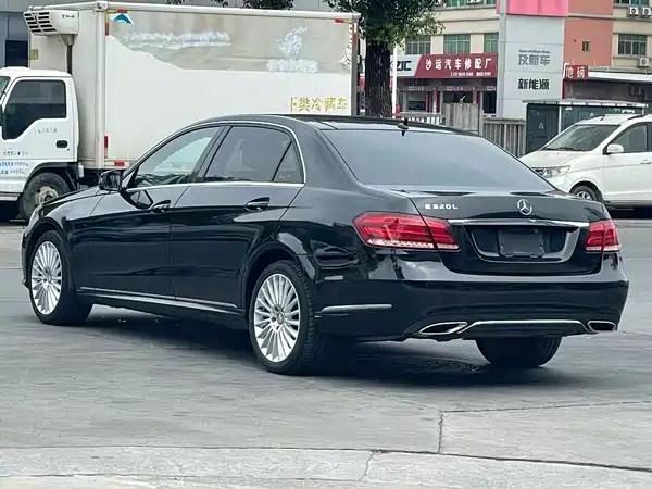 Mercedes-Benz E-Class 2015