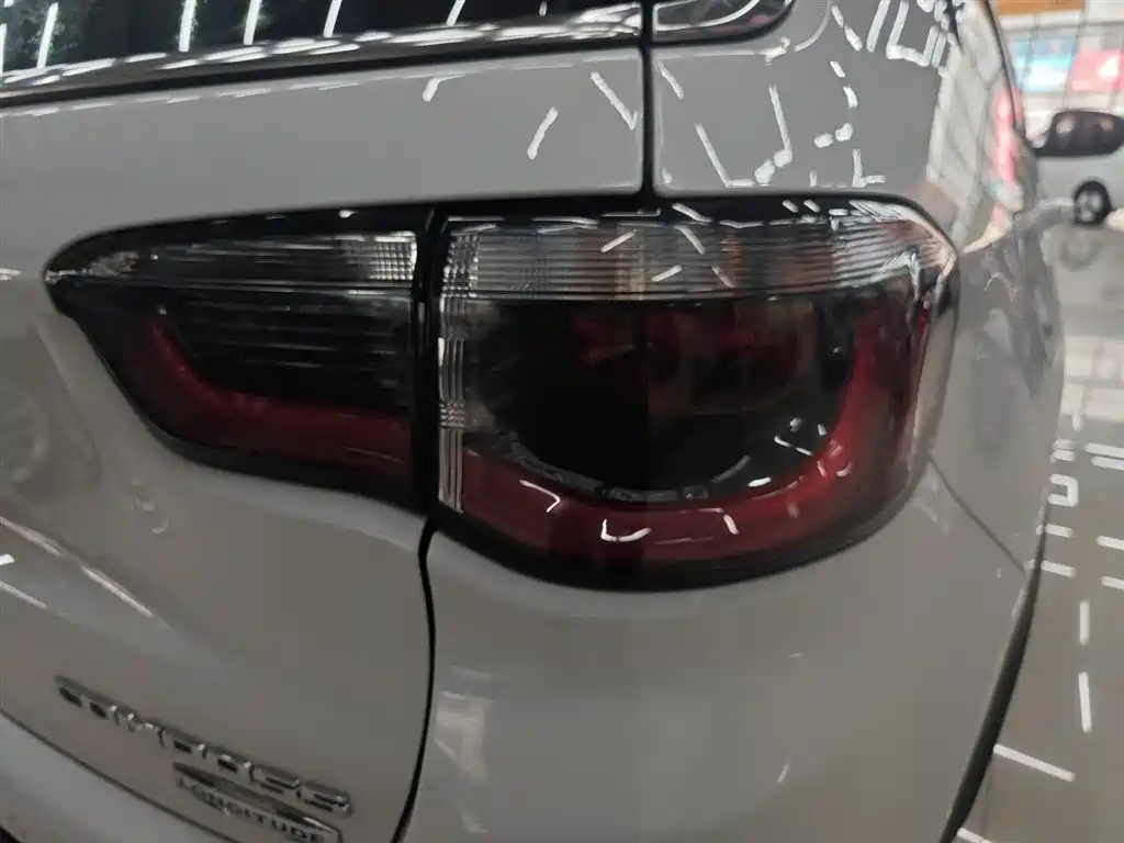 Jeep Compass 2017 — фото 24