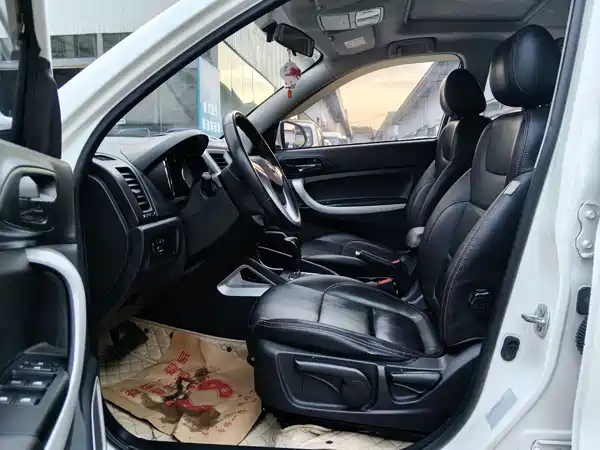 Changan CS35 2015