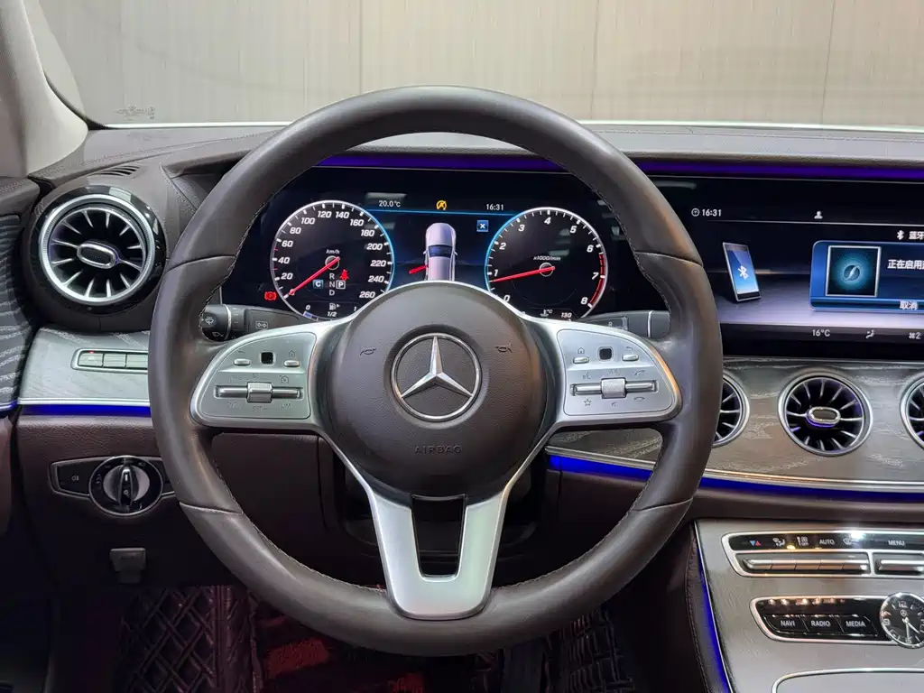 Mercedes-Benz CLS 2020 — фото 21