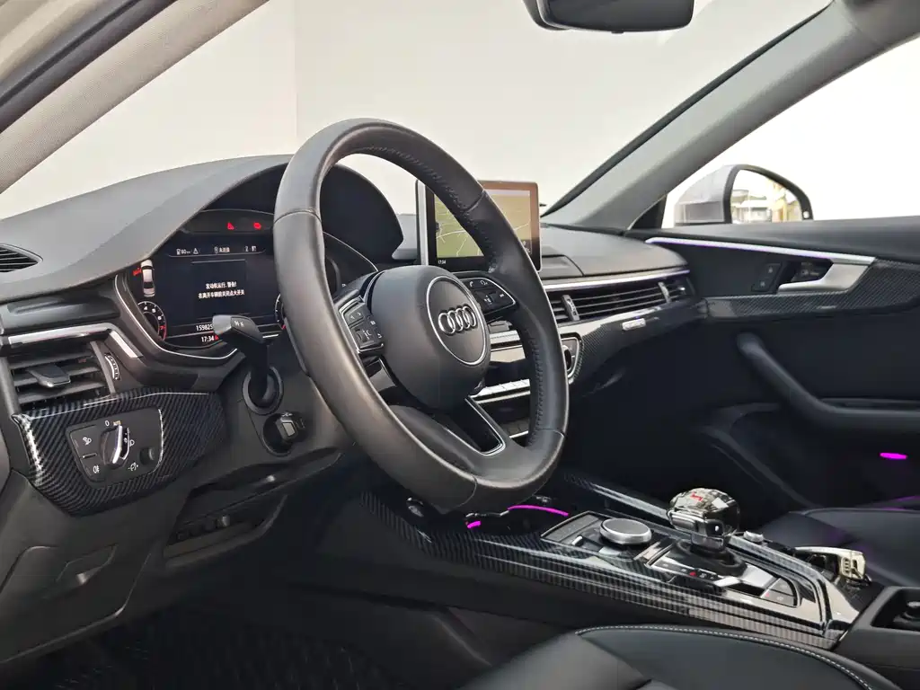 Audi A4L 2017 — фото 16