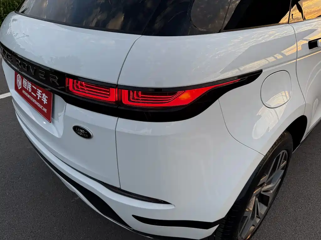 Land Rover Evoque 2022 — фото 23