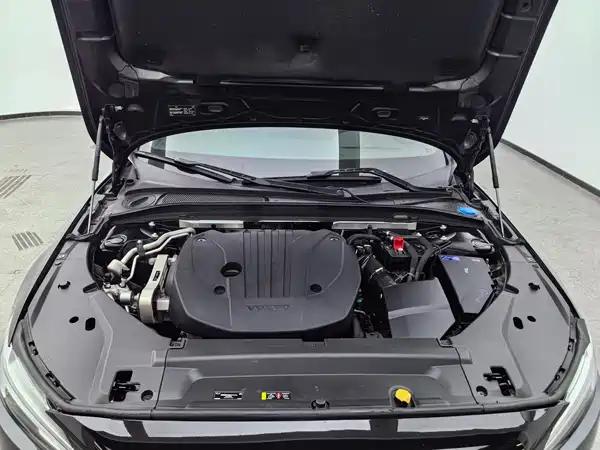 Volvo S90 2022
