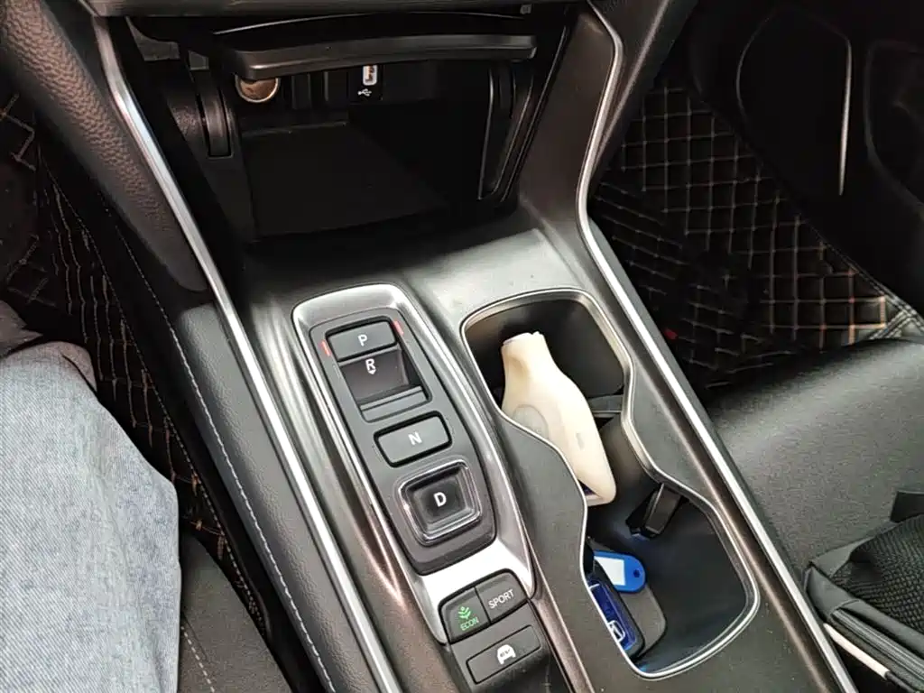 Honda Accord 2020 — фото 14