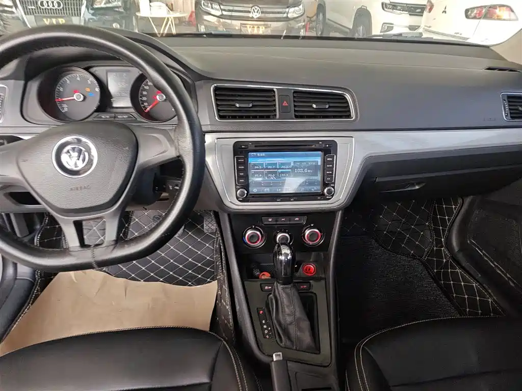 Volkswagen Gran Lavida 2016 — фото 13