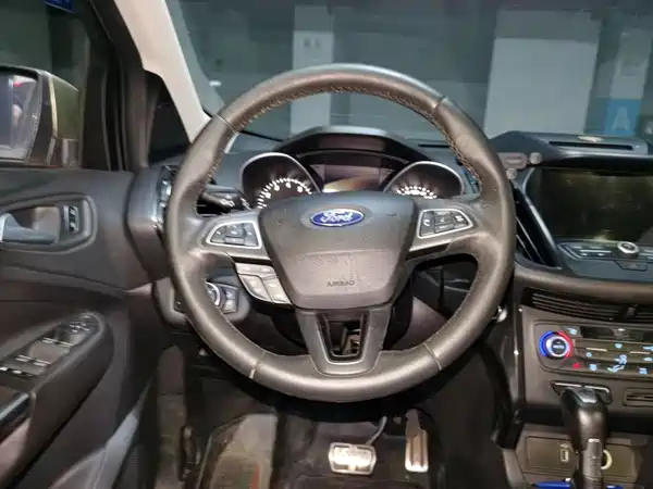 Ford Kuga 2017