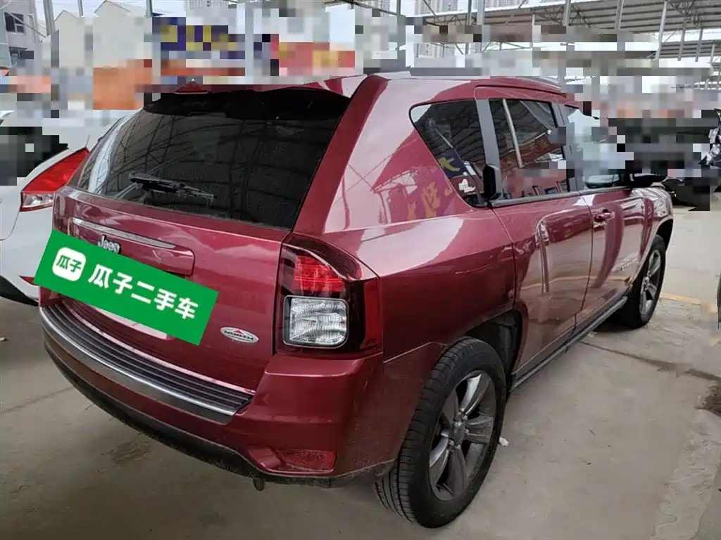 Jeep Compass 2015 — фото 7