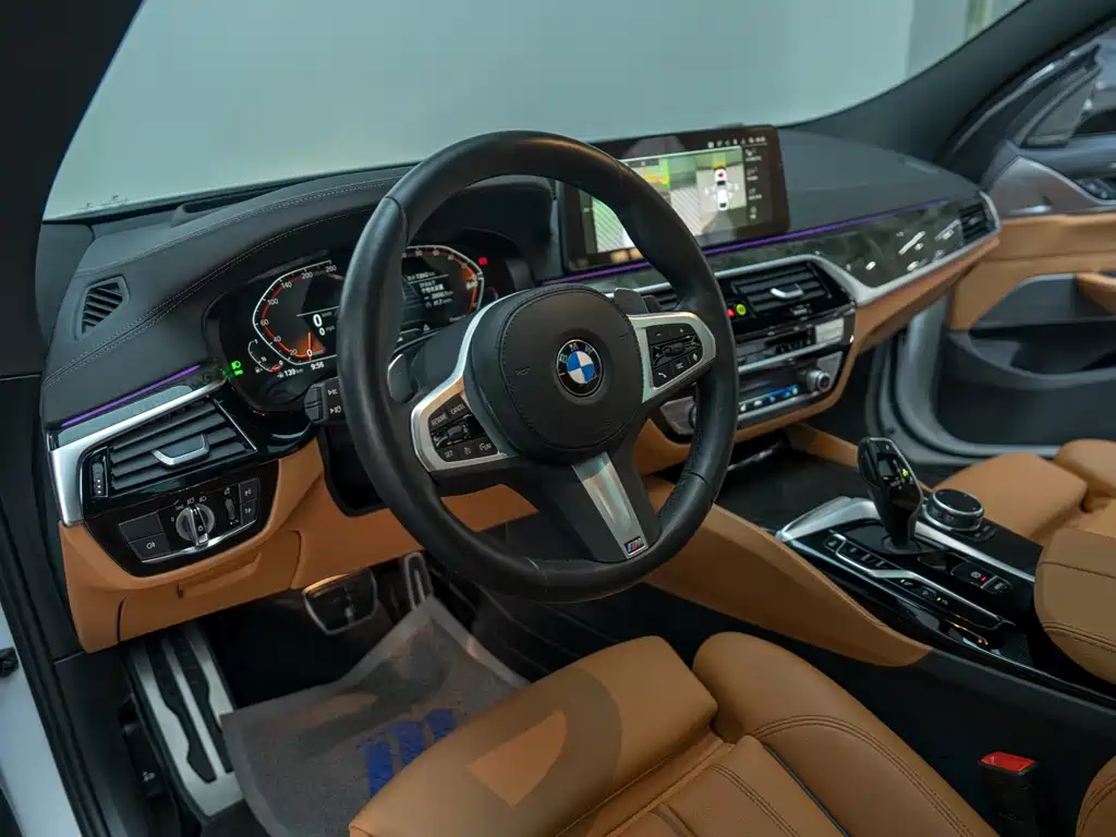 BMW 6 Series GT 2023 — фото 10