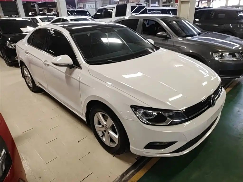 Volkswagen Lamando 2018 — фото 4