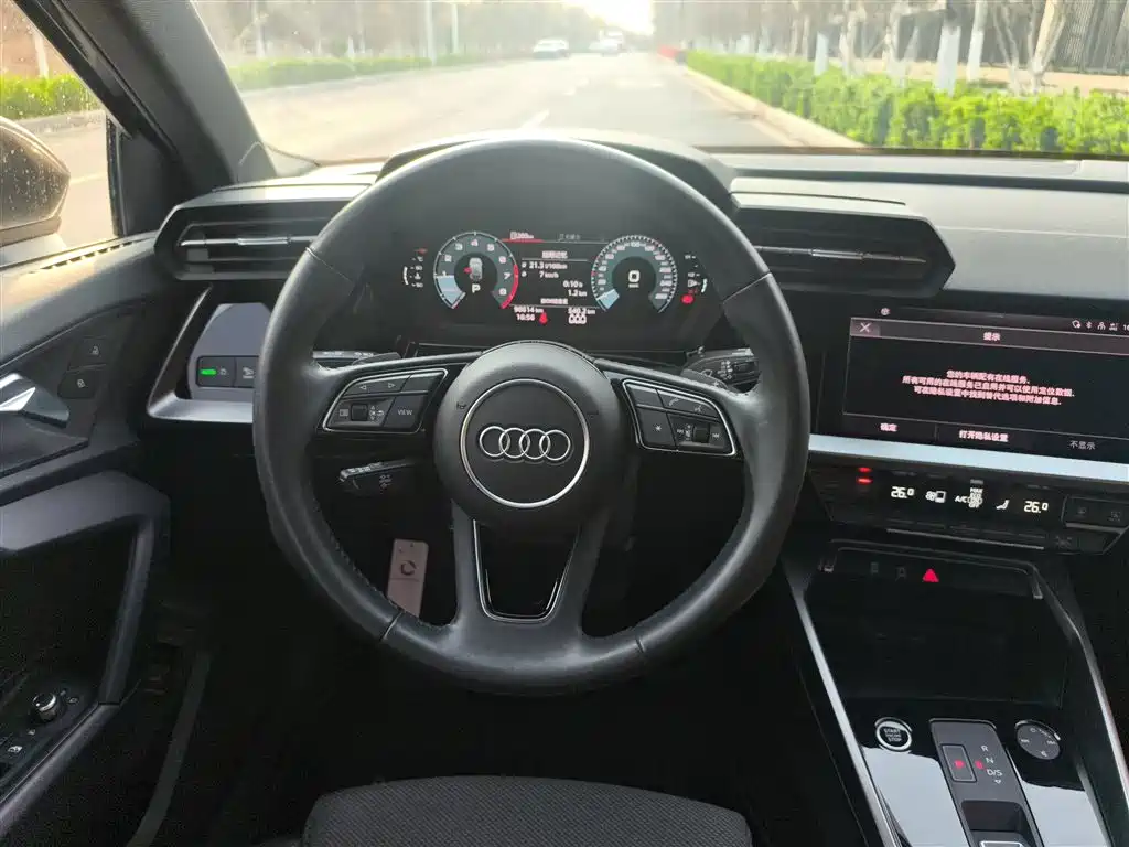 Audi A3 2021 — фото 10
