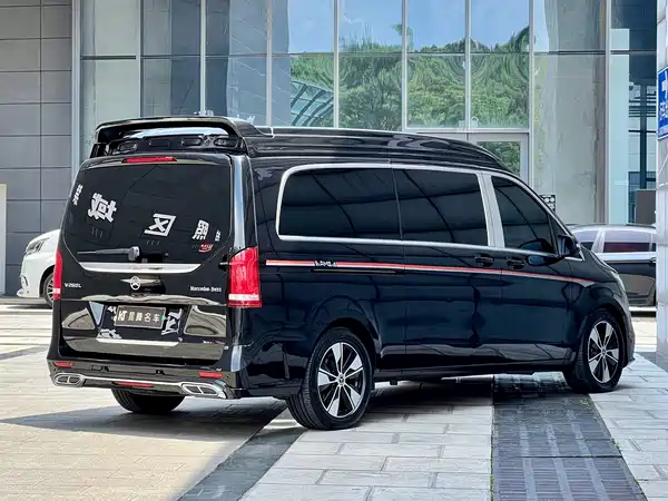 Mercedes-Benz V-Class 2023
