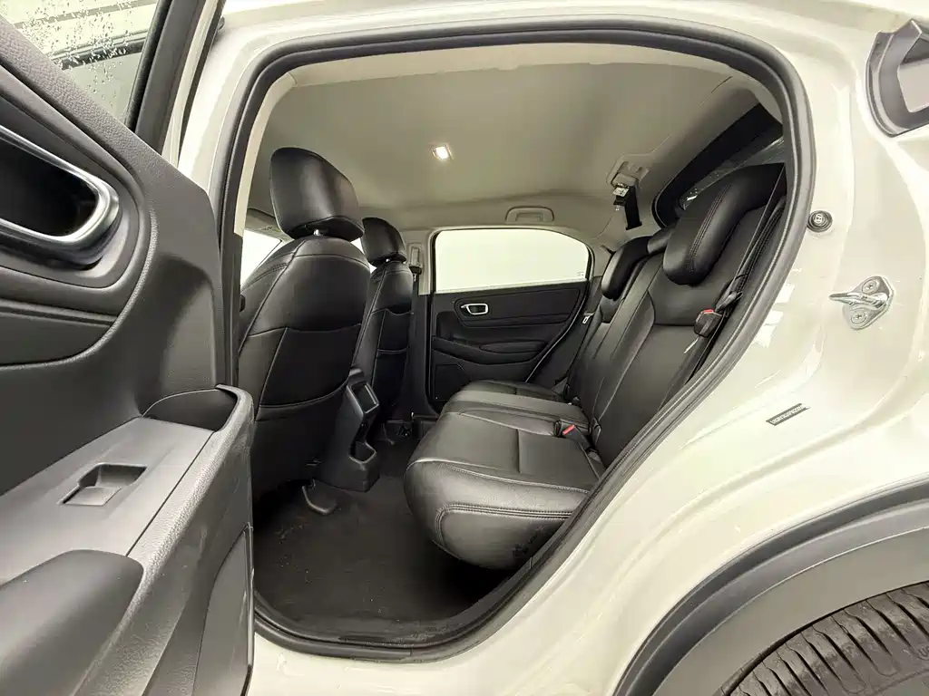 Honda Vezel 2023 — фото 10