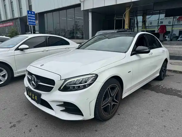 Mercedes-Benz C-Class 2021