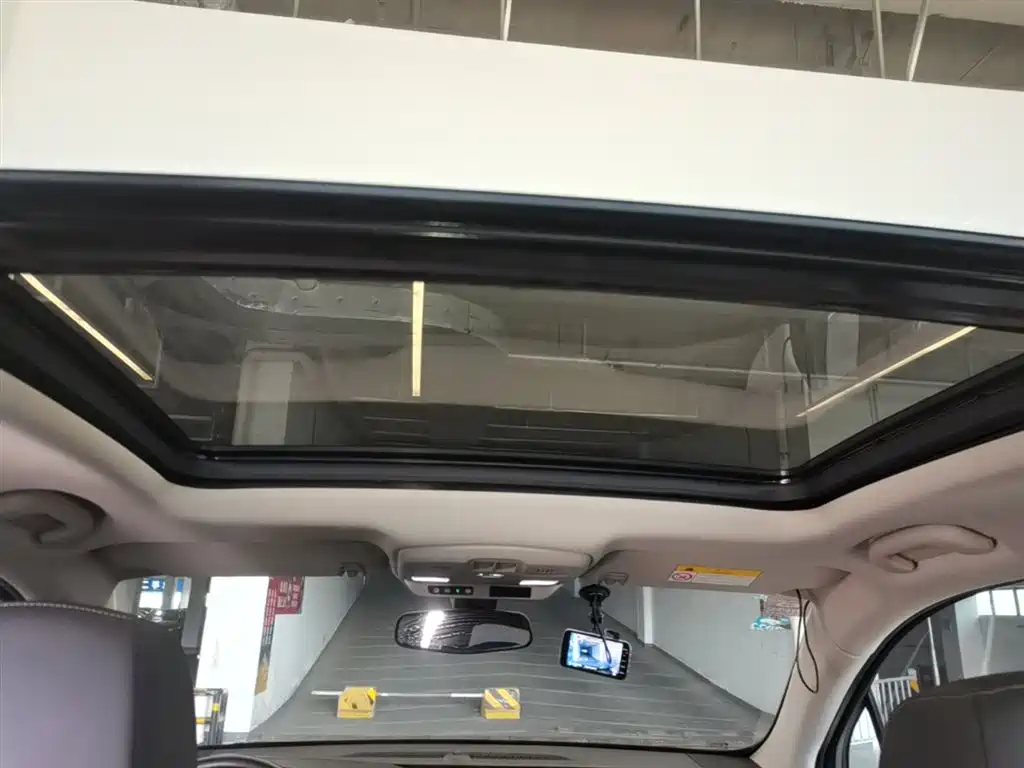 Buick Envision Plus 2020 — фото 18