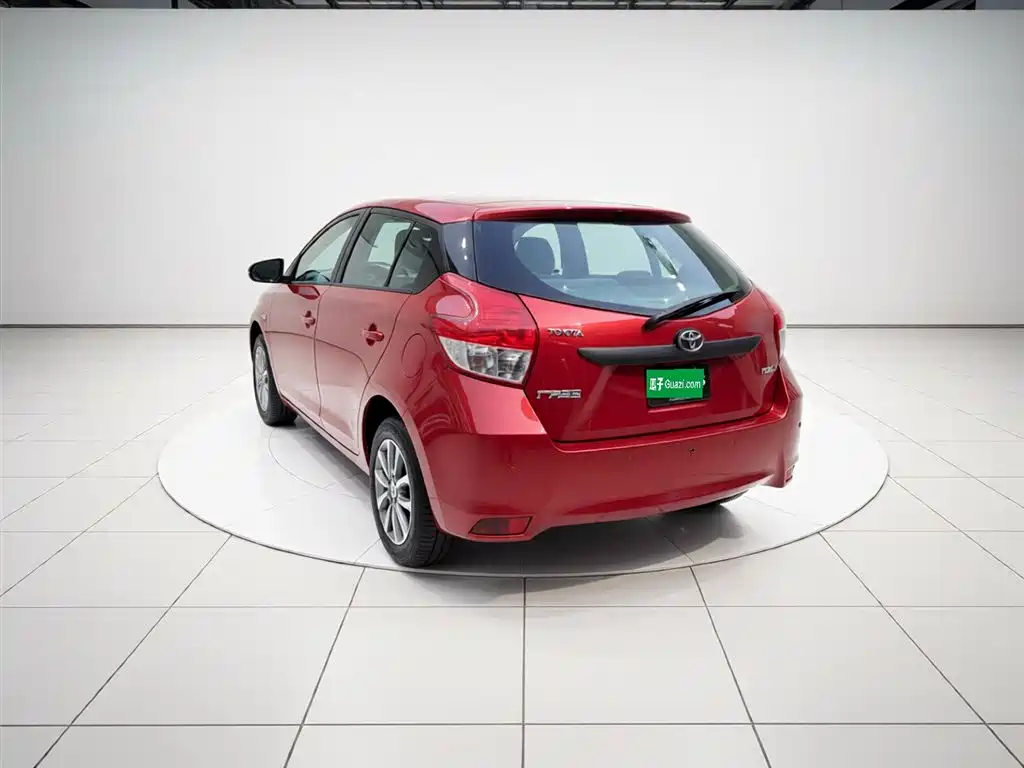 Toyota Yaris L 2016 — фото 5