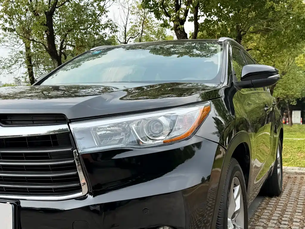 Toyota Highlander 2017 — фото 16