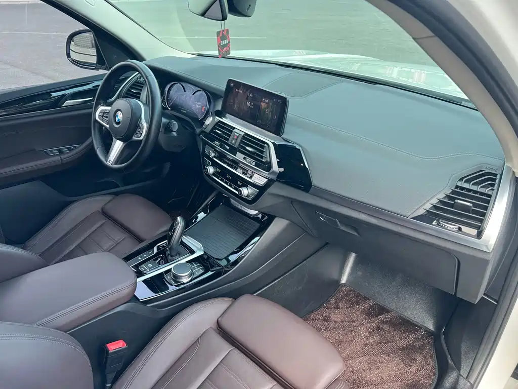 BMW X3 2019 — фото 17