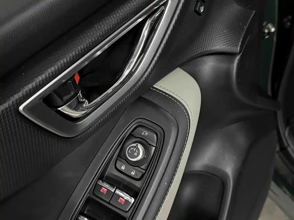 Subaru Forester 2022 — фото 13