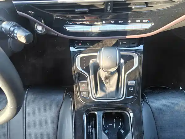 GAC Trumpchi M6 2023