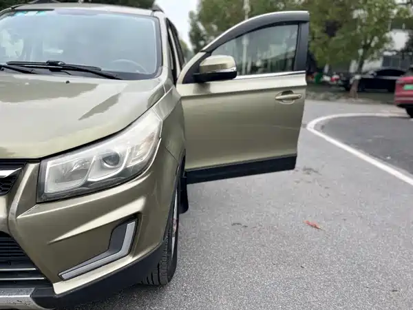 BAIC Huansu S3 2016
