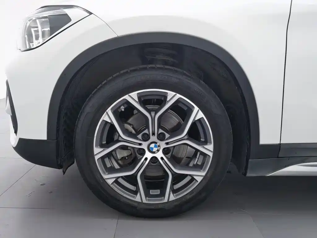 BMW X1 2021 — фото 17