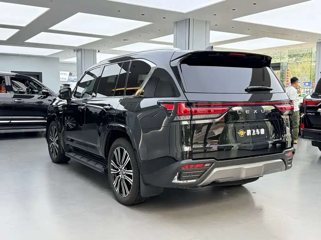 Lexus LX 2025 — фото 23