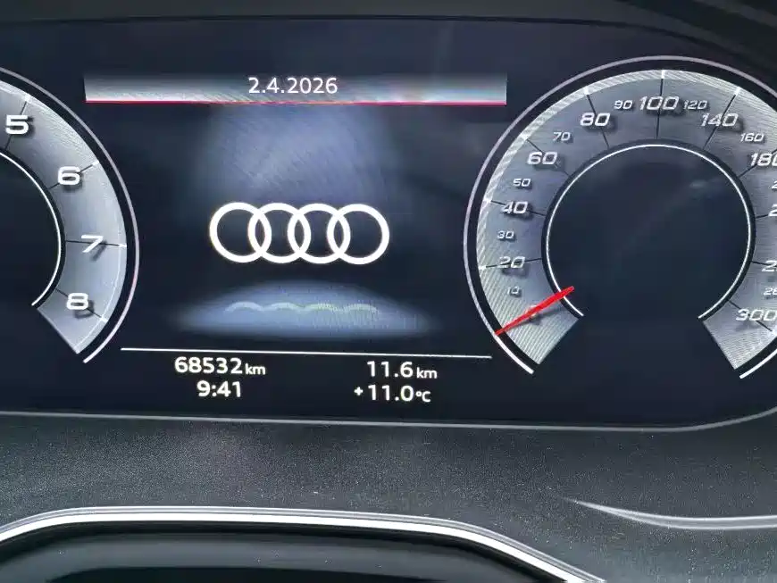 Audi A4L 2021 — фото 5