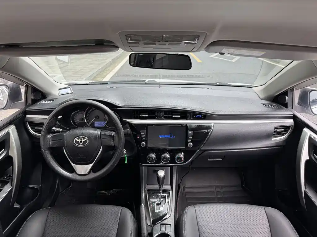 Toyota Corolla 2015 — фото 8