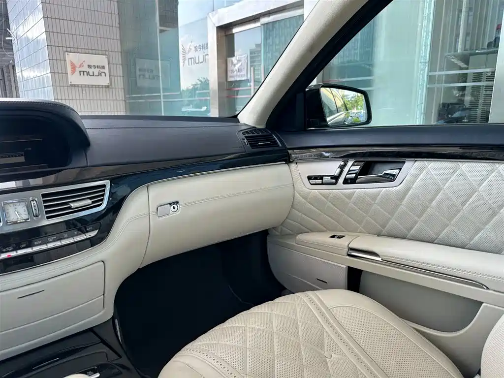 Mercedes-Benz S-Class 2011 — фото 13
