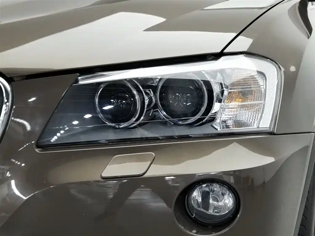 BMW X3 2011