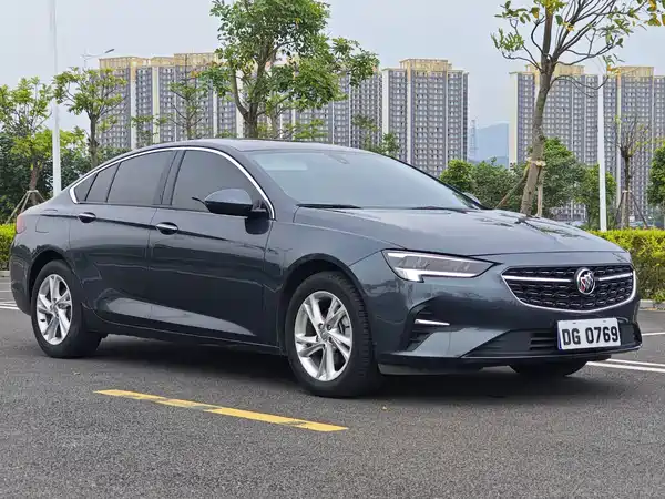 Buick Regal 2021