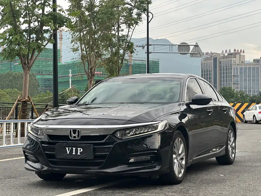 Honda Accord 2019 — фото 1