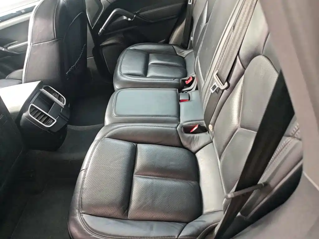 Porsche Cayenne 2017 — фото 17