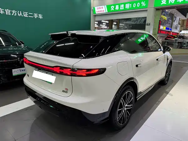 Voyah Zhiyin 2025