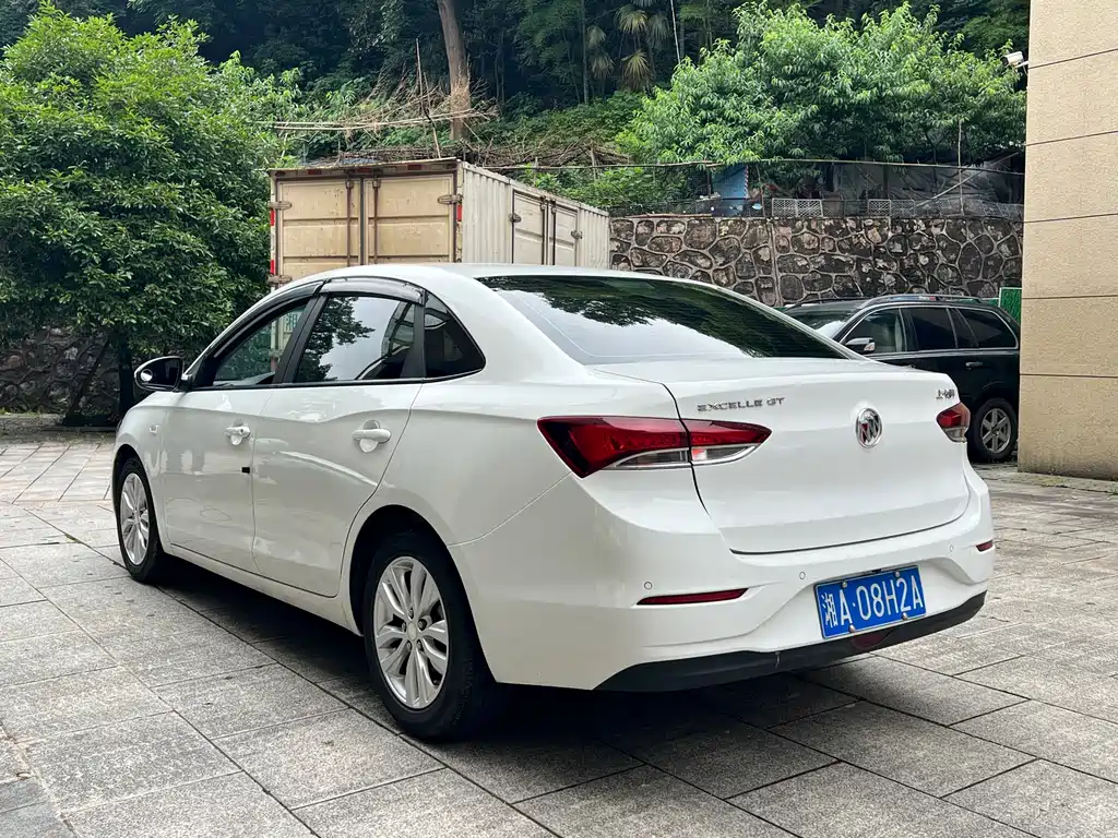 Buick Excelle 2021 — фото 25