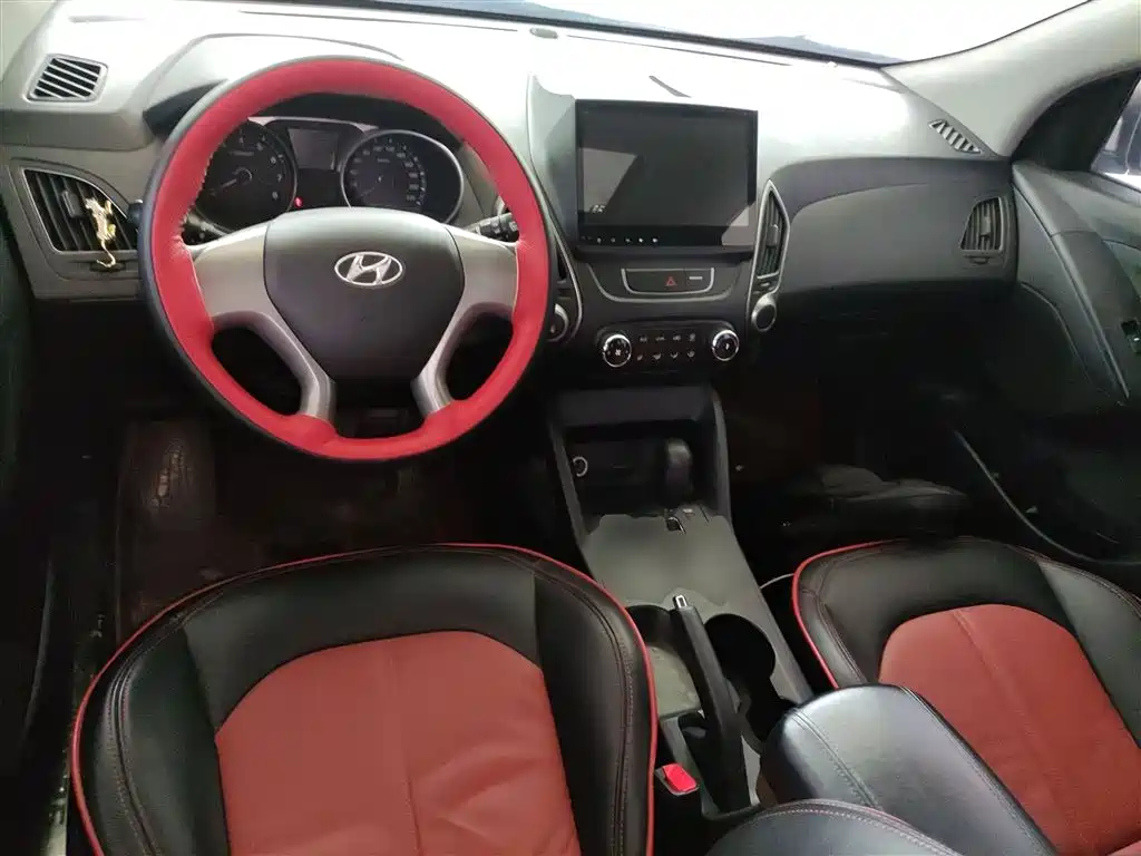 Hyundai ix35 2016 — фото 10