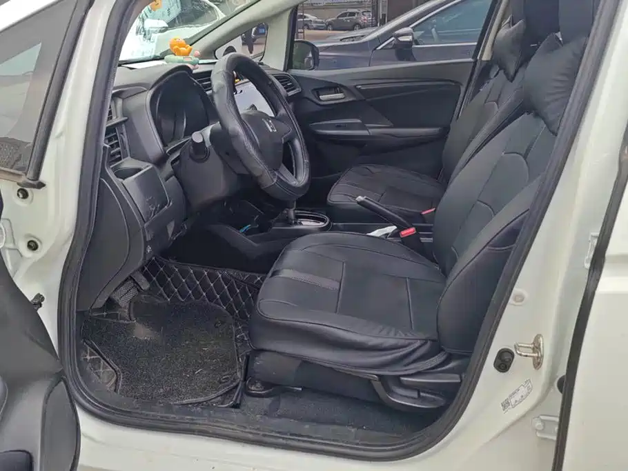 Honda Fit 2019 — фото 9