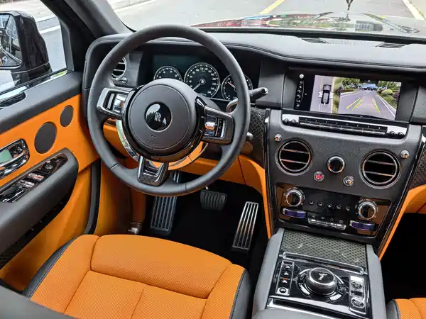 Rolls-Royce Cullinan 2020