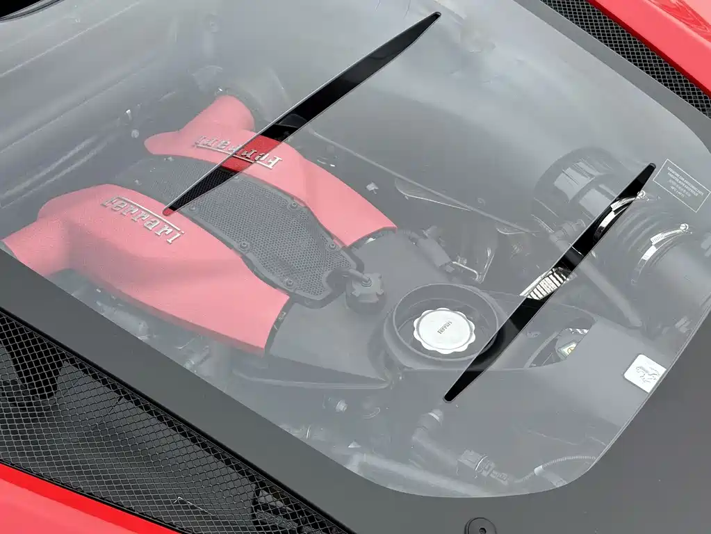 Ferrari F8 2023 — фото 12