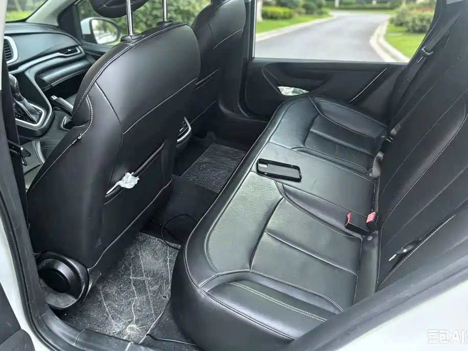 Buick Excelle GT 2017 — фото 13