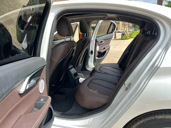 BMW 1 Series 2023