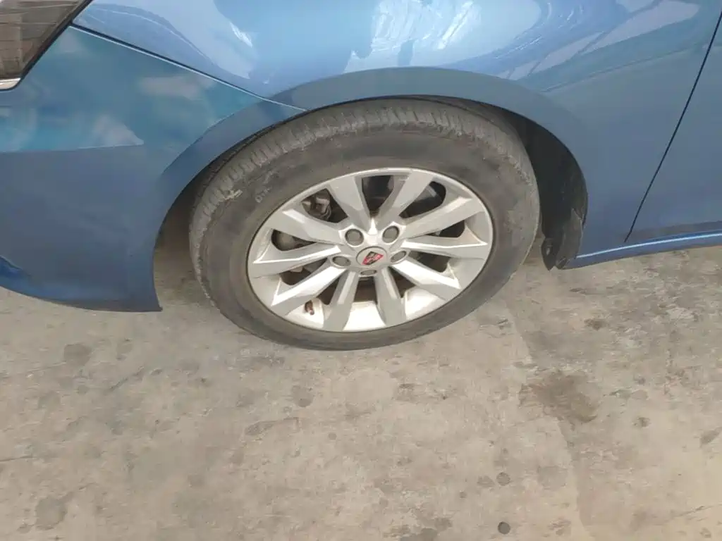 Roewe i6 Classic 2017 — фото 23