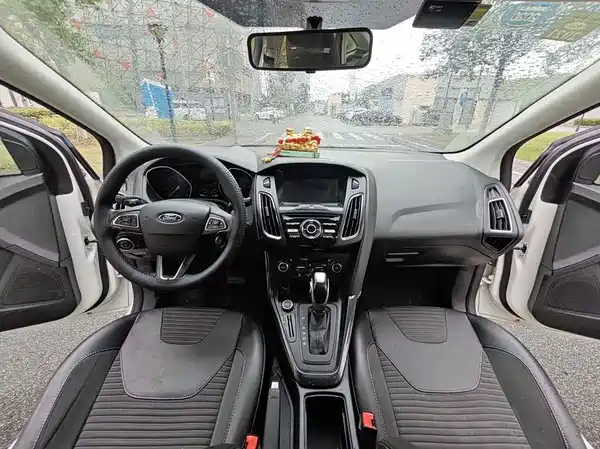 Ford Focus 2017