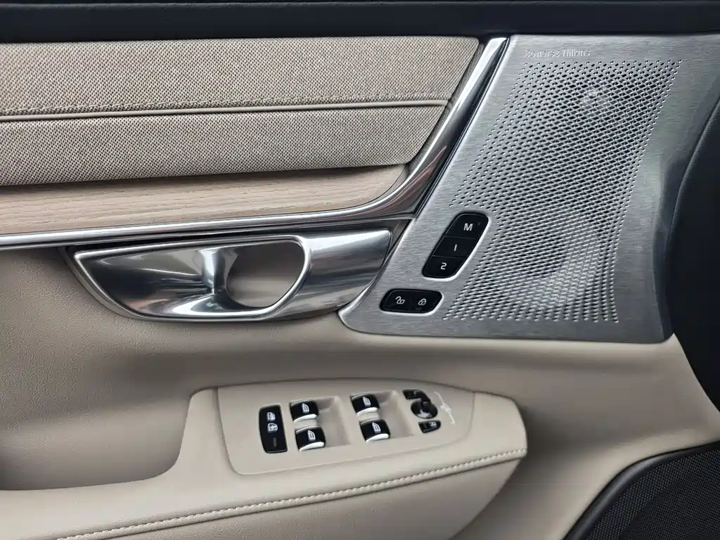 Volvo S90 PHEV 2025 — фото 14