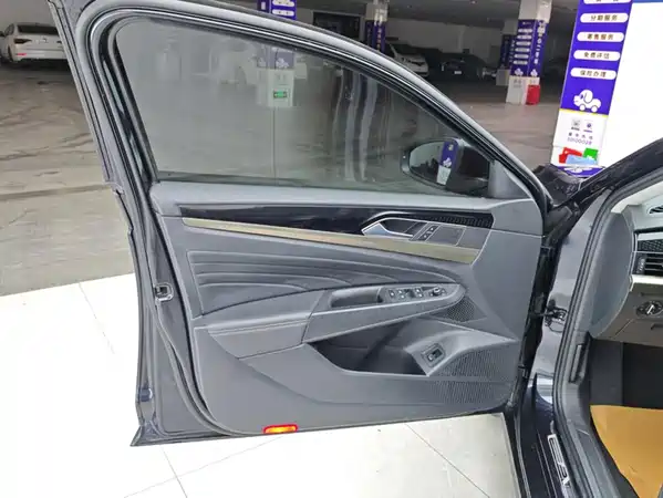 Volkswagen Passat 2019
